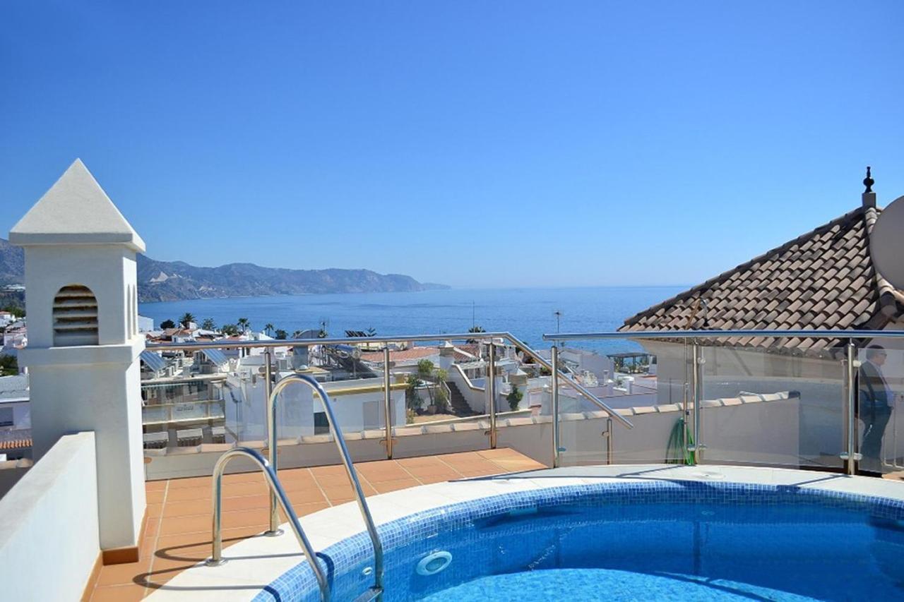 Nerja Paradise Rentals - City Center Apt Plaza Espana ภายนอก รูปภาพ